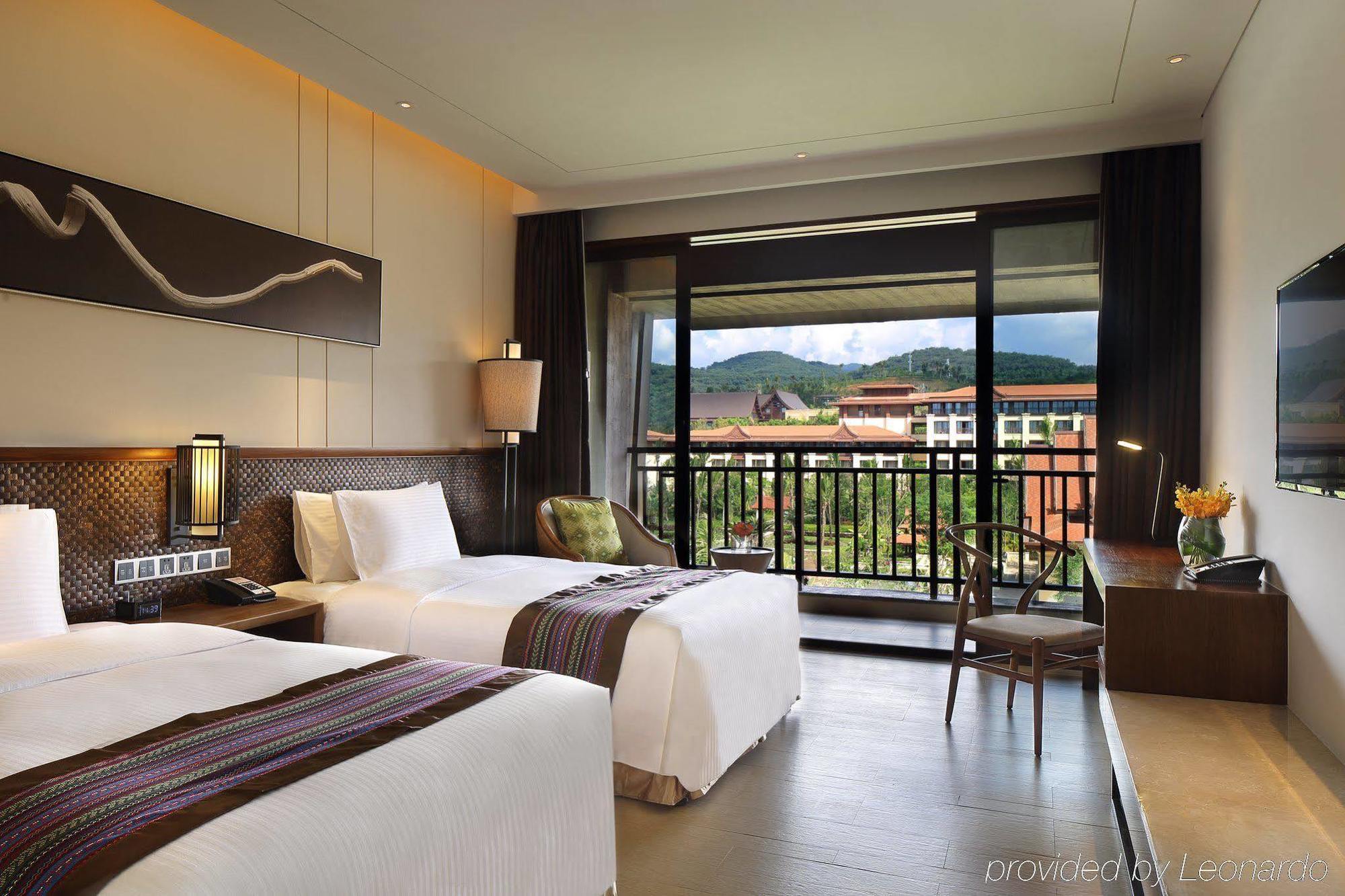 Crowne Plaza Resort Xishuangbanna Parkview 景洪 エクステリア 写真